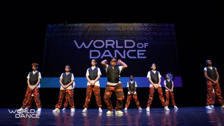 Les danseurs de Start 2 Step Academy sacrés vice-champion de France lors de la compétition de danse hip-hop "World Of Dance" à Paris, le 18 février 2023. (France 3 Ile-de-France)