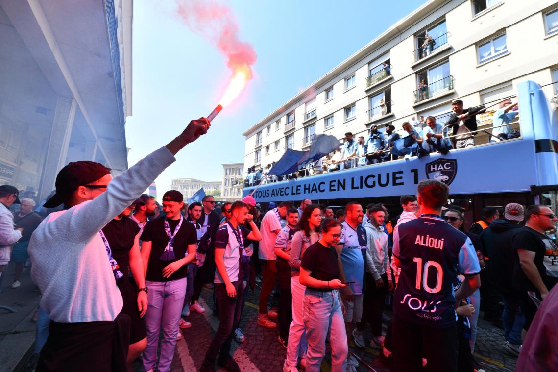 , Stadier qui danse, Bordeaux-Rodez suspendu… voici 5 infos insolites de la dernière soirée de Ligue 2