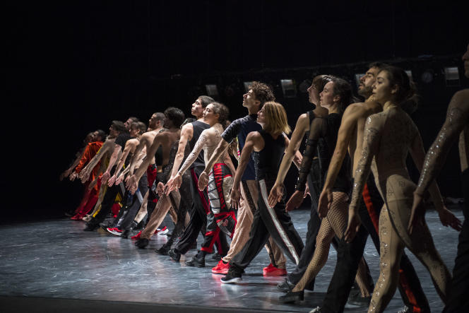 « Static Shot », de la chorégraphe Maud Le Pladec, par le Ballet de Lorraine, à l’Opéra national de Lorraine, à Nancy, le 2 décembre 2020.