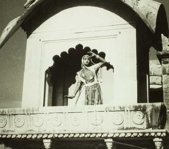 A Rajasthani Girl, Anonyme, Inde, Rajasthan, Photographie, tirage sur papier baryté, 20e siècle 23 x 29 cm © Musée du quai Branly - Jacques Chirac