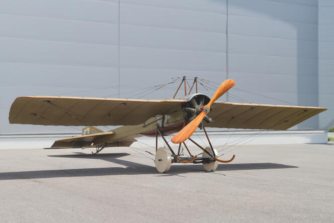 « Aéroplane type B » (1911), de Bechereau Deperdussein.
